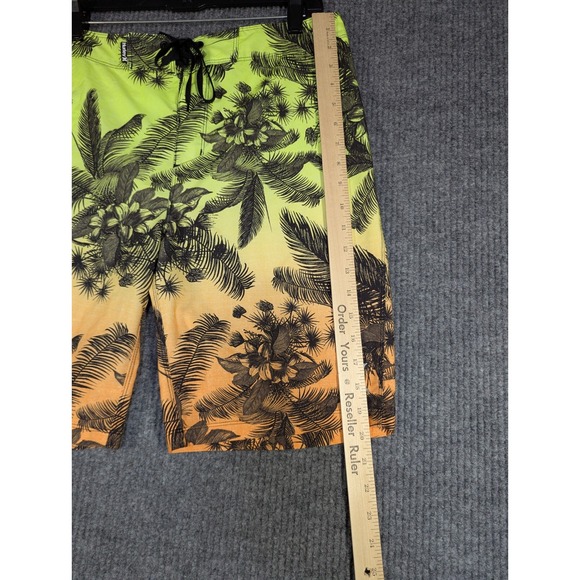 Hurley Swim Trunks Mens 30 Floral Hawaiian Phantom Boardshorts Beach Swim Shorts - Picture 11 of 12